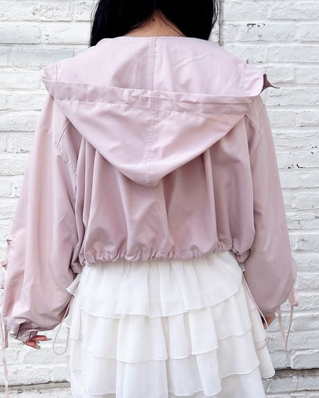 INGNI（イング） 袖レースアップクロップド丈マウンテンパーカー ﾋﾟﾝｸ