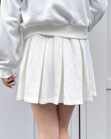 INGNI（イング） スウェットプリーツスカート ｵﾌﾎﾜｲﾄ