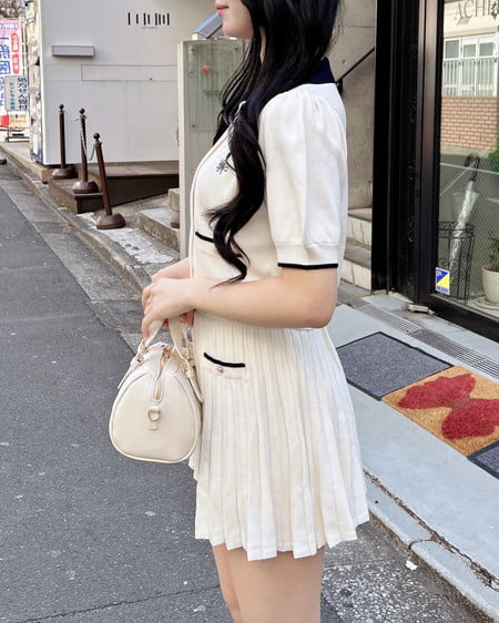 INGNI（イング） 配色胸刺繍襟付ニットカーディガン＋ニットミニスカパン／セット ｵﾌﾎﾜｲﾄ/ｺﾝ