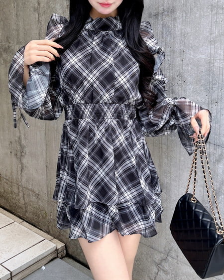 INGNI（イング） 2Wayリボン肩あきフリルミニワンピース ｸﾛ/ﾁｪｯｸ