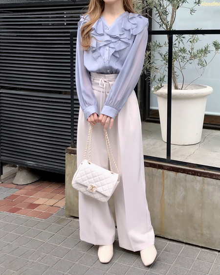 INGNI（イング） 装飾ボタンフリルシアーブラウス ﾌﾞﾙｰｸﾞﾚｰ