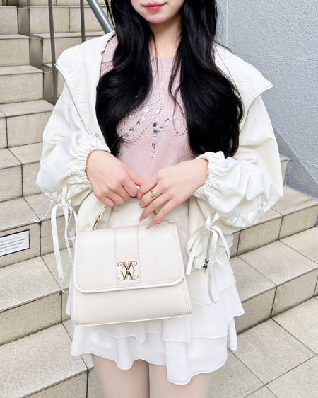 INGNI(イング) イニシャルビジューロゴ半袖リブニット ピンク