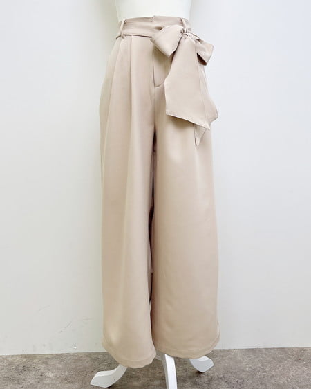 INGNI（イング） リボンワイドパンツ ﾍﾞｰｼﾞｭ