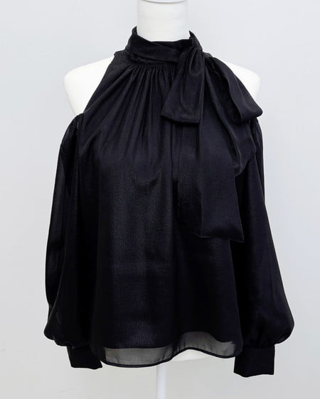 【INGNI SOELA】新作 肩開きブラウス