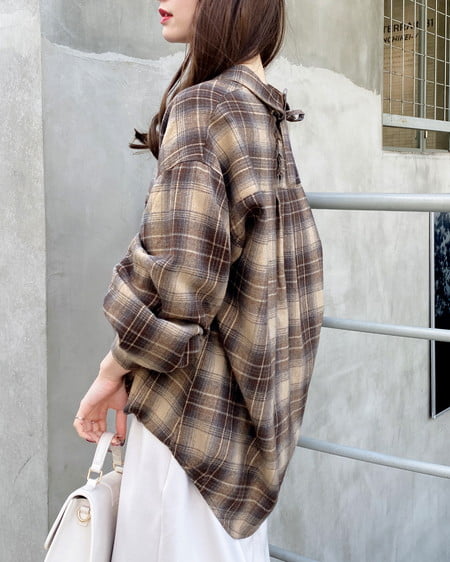 INGNI（イング） バックレースアップチェック柄裾タックシャツ ﾍﾞｰｼﾞｭ/ﾁｪｯｸ