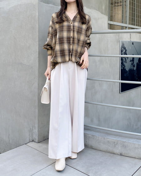 INGNI（イング） バックレースアップチェック柄裾タックシャツ ﾍﾞｰｼﾞｭ/ﾁｪｯｸ