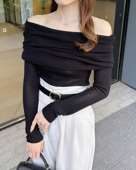 【INGNI SOELA】新作 シアーオフショルニット