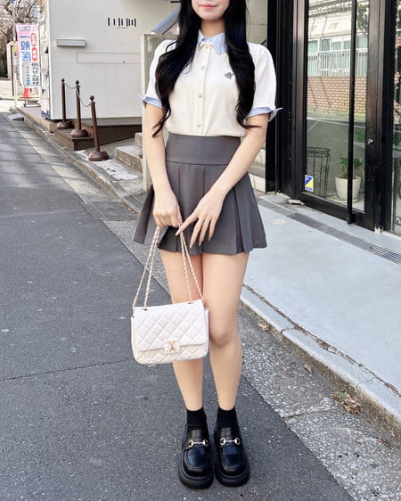 INGNI(イング) Wカラー配色半袖ポロニット オフホワイト/ブルーストライプ