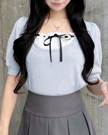 ビジュー飛ばしレイヤード風ニット