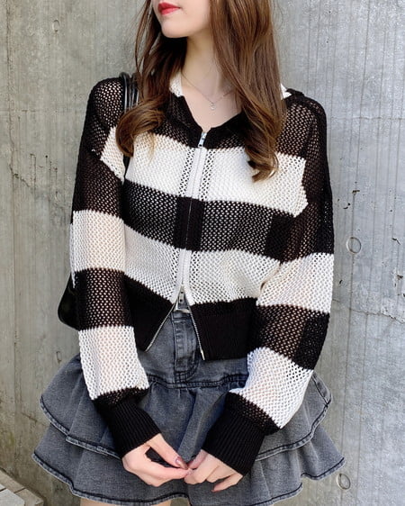 INGNI（イング） ボーダーメッシュニットパーカー ｸﾛ/ｵﾌﾎﾜｲﾄ