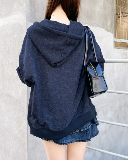 INGNI（イング） ムラ染め貼付ロゴジップパーカー ｺﾝ