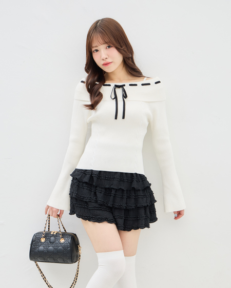 リボンオフショルフレアスリーブニット