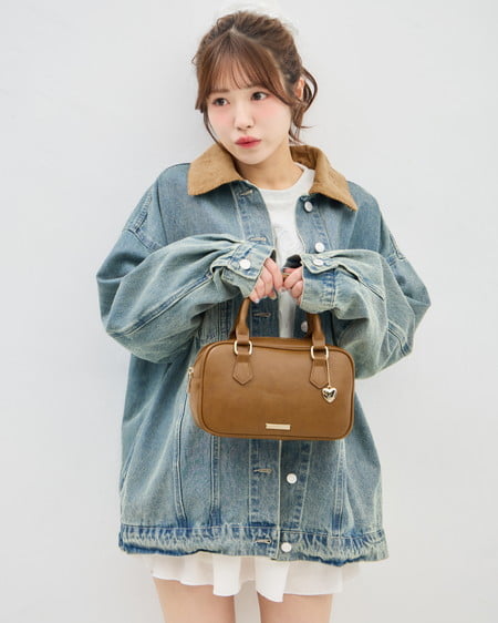 ハートチャーム付ボストンバッグ