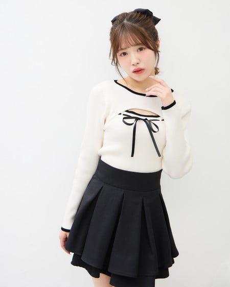 INGNI（イング） デコルテオープンリブニット ｵﾌﾎﾜｲﾄ/ｸﾛ