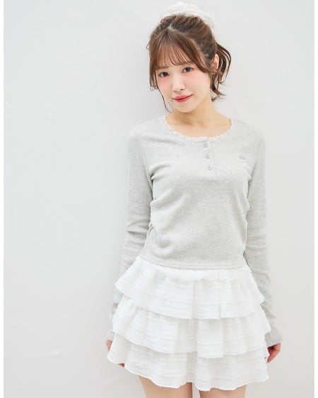 INGNI(イング) ヘンリーネックレース付プレートロゴ長袖リブトップス グレー