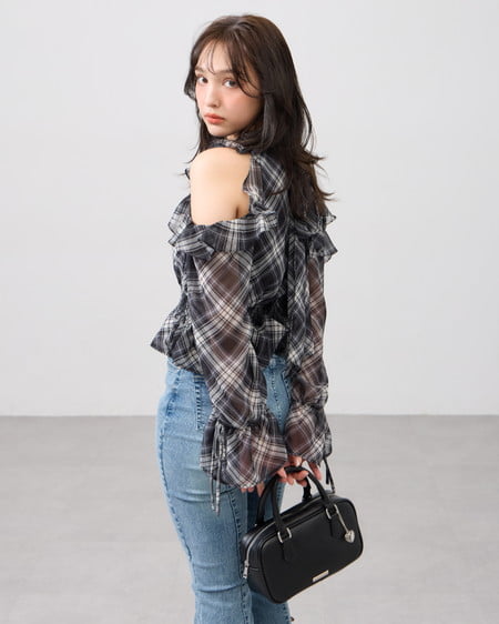 INGNI（イング） ハートチャーム付ボストンバッグ ｸﾛ