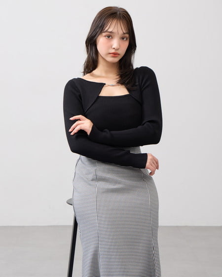 INGNI(イング) ビット付デコルテオープンリブニット クロ