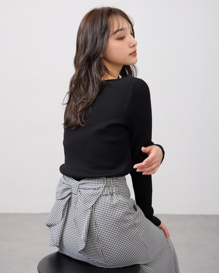 INGNI（イング） バックリボンマーメイドスカート ｸﾛ/ｷﾞﾝｶﾞﾑ