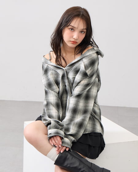 2Wayオフショルチェック柄シャツ