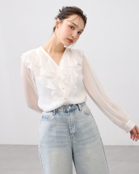 装飾ボタンフリルシアーブラウス