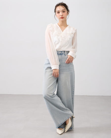 INGNI（イング） 装飾ボタンフリルシアーブラウス ｵﾌﾎﾜｲﾄ