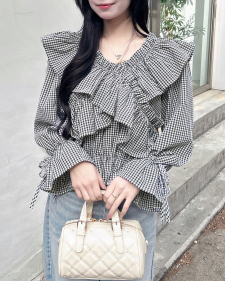 INGNI(イング) ビジューキルティングボストンバッグ アイボリー