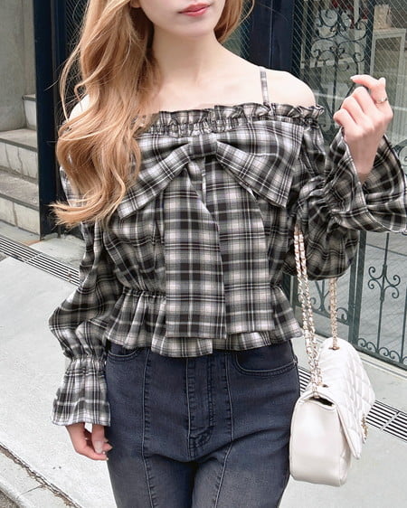 ビッグリボンチェック柄オフショルブラウス