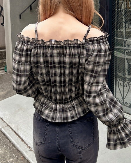 INGNI(イング) ビッグリボンチェック柄オフショルブラウス クロ/チェック