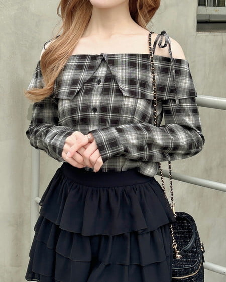 オフショルチェックブラウス