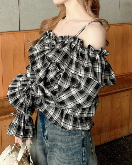 INGNI(イング) クロスフリルオフショルブラウス クロ/チェック