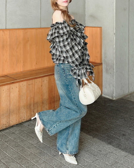 INGNI(イング) ビジューキルティングボストンバッグ アイボリー