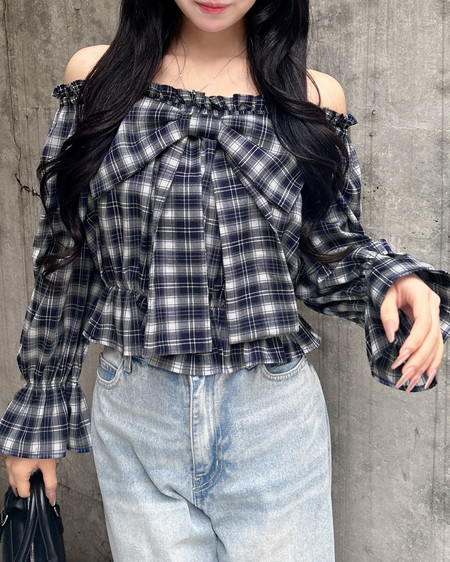 ビッグリボンチェック柄オフショルブラウス