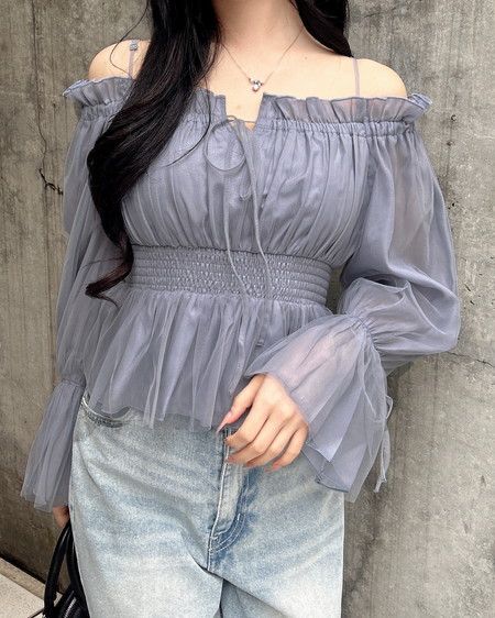 チュールオフショルブラウス