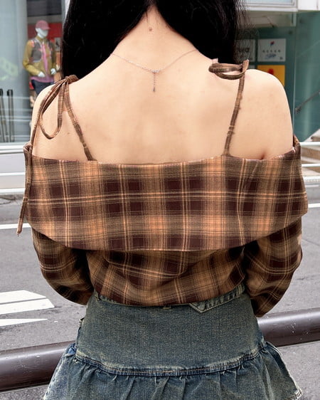 INGNI(イング) オフショルチェックブラウス ブラウン/チェック