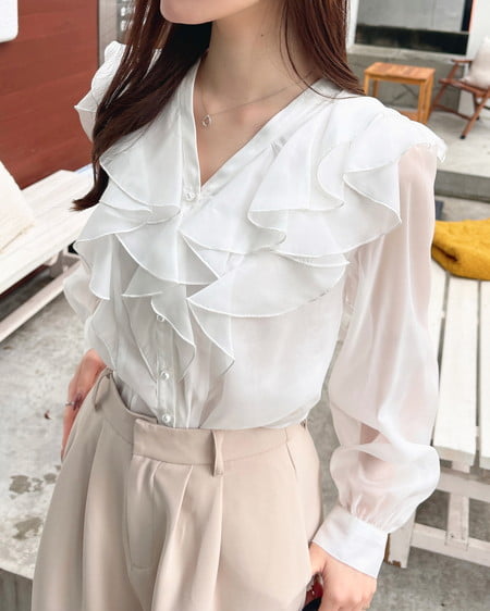 【INGNI SOELA】新作 フリルブラウス