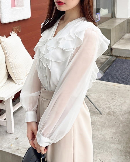 INGNI(イング) フリルブラウス オフホワイト