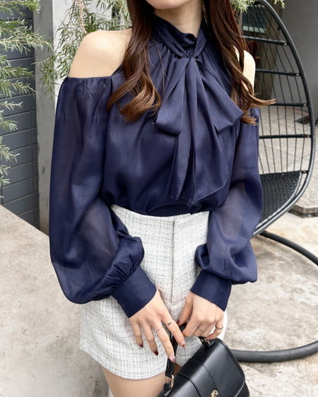 【INGNI SOELA】新作 肩開きブラウス