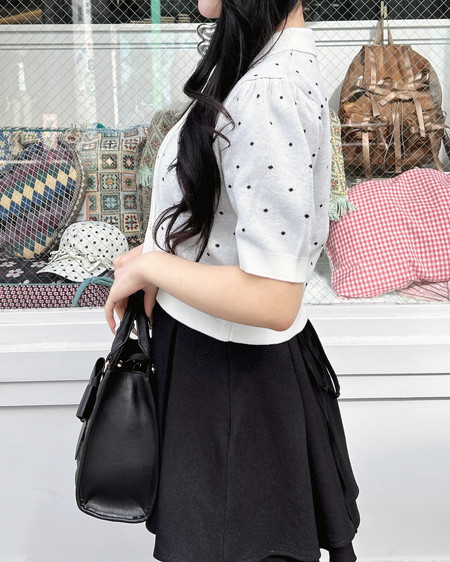 INGNI（イング） 襟付ドット柄半袖ニットカーディガン ｵﾌﾎﾜｲﾄ/ｸﾛ