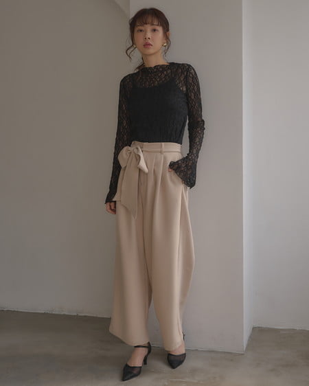 INGNI（イング） ハイネックレーストップス ｸﾛ