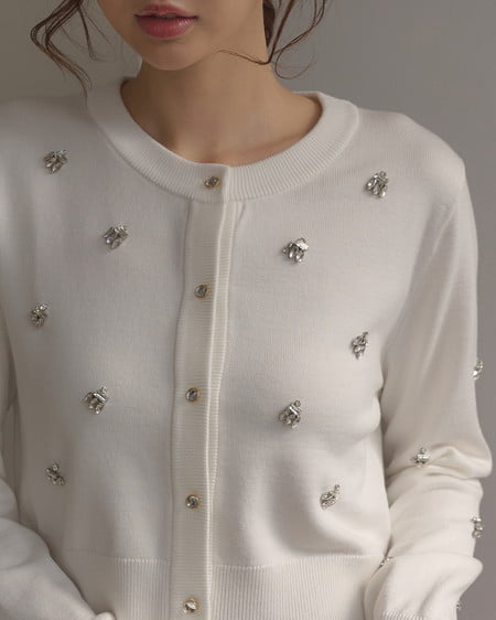 INGNI（イング） ビジュー装飾ニットカーディガン ｵﾌﾎﾜｲﾄ