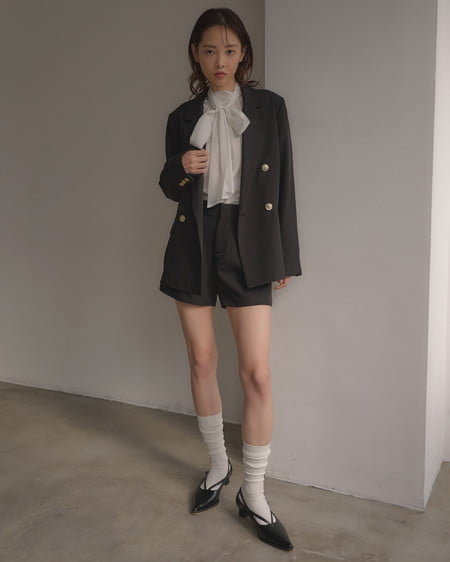 INGNI（イング） 金ボタンテーラードジャケット ｸﾛ