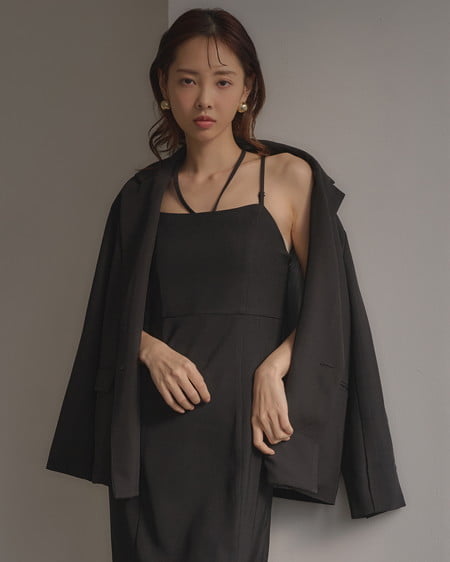 INGNI（イング） 金ボタンテーラードジャケット ｸﾛ