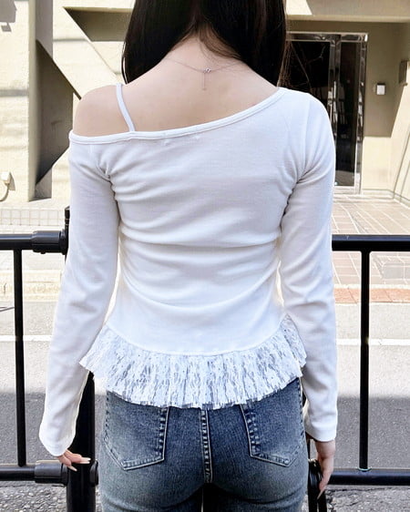 INGNI（イング） ワンショルレースレイヤードトップス ｵﾌﾎﾜｲﾄ