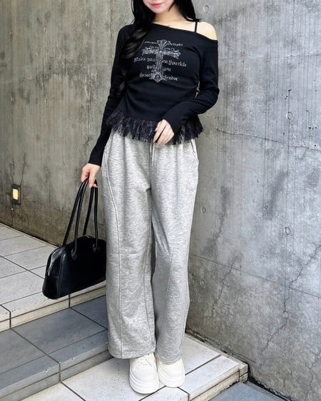 INGNI（イング） ワンショルレースレイヤードトップス ｸﾛ