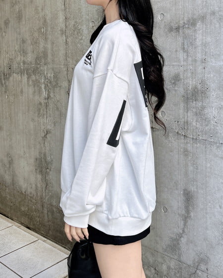 INGNI（イング） バックビッグロゴスウェットチュニック ｵﾌﾎﾜｲﾄ/ｸﾛ