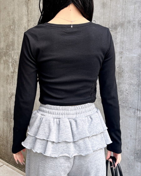 INGNI(イング) サイドレース胸ロゴロングTシャツ クロ