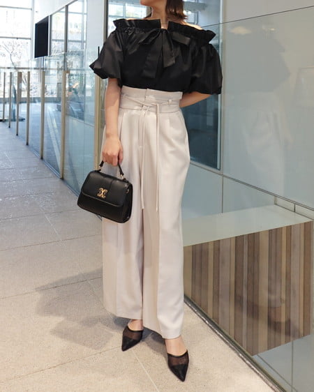 INGNI（イング） 2Wayギャザーオフショルブラウス ｸﾛ