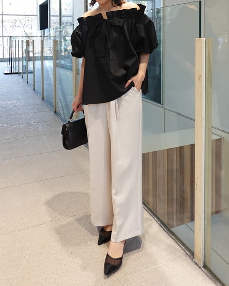 INGNI（イング） 2Wayギャザーオフショルブラウス ｸﾛ