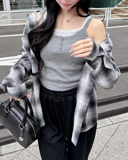 INGNI(イング) 2Wayオフショルチェック柄シャツ クロ/チェック