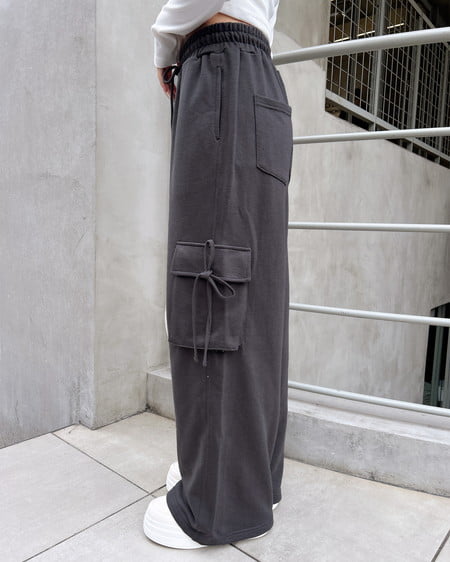 INGNI（イング） リボン付カーゴスウェットパンツ ﾁｬｺｰﾙｸﾞﾚｰ